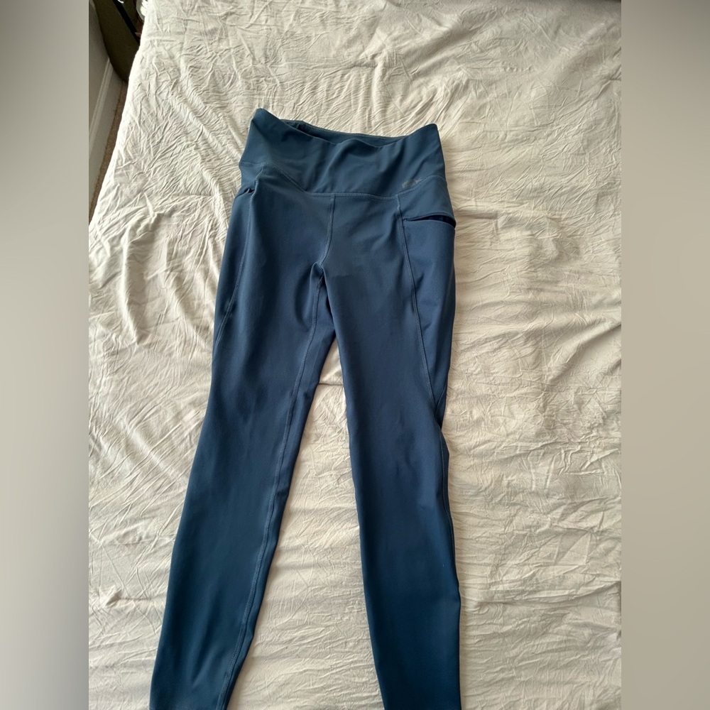 Eddie Bauer Women's Slate Blue Leggings